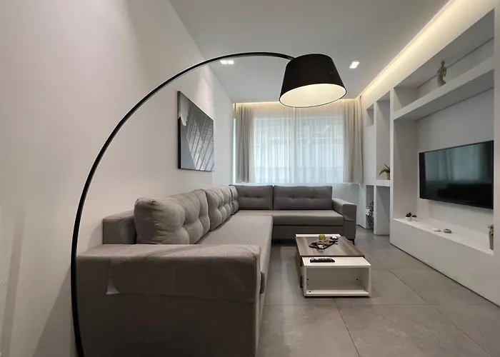 The Dazzling Glimpse Acropolis Suites